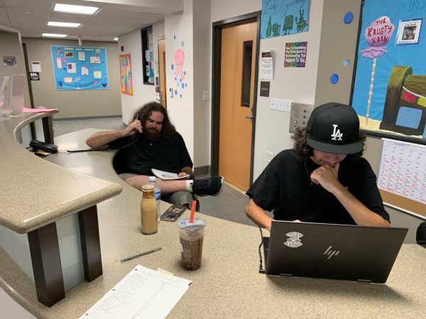 Lycoming RAs Mason Malloy (left) and Dominic Mayfield (right) handle administrative tasks to keep the residence hall running. Photo by Colton Bryner.