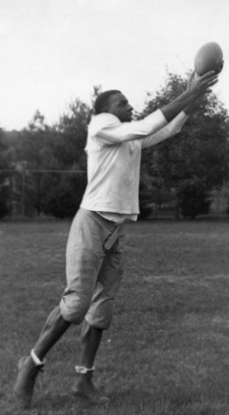 Franklin Ed Jones catches a football. Photo via Rob Dunkelberger